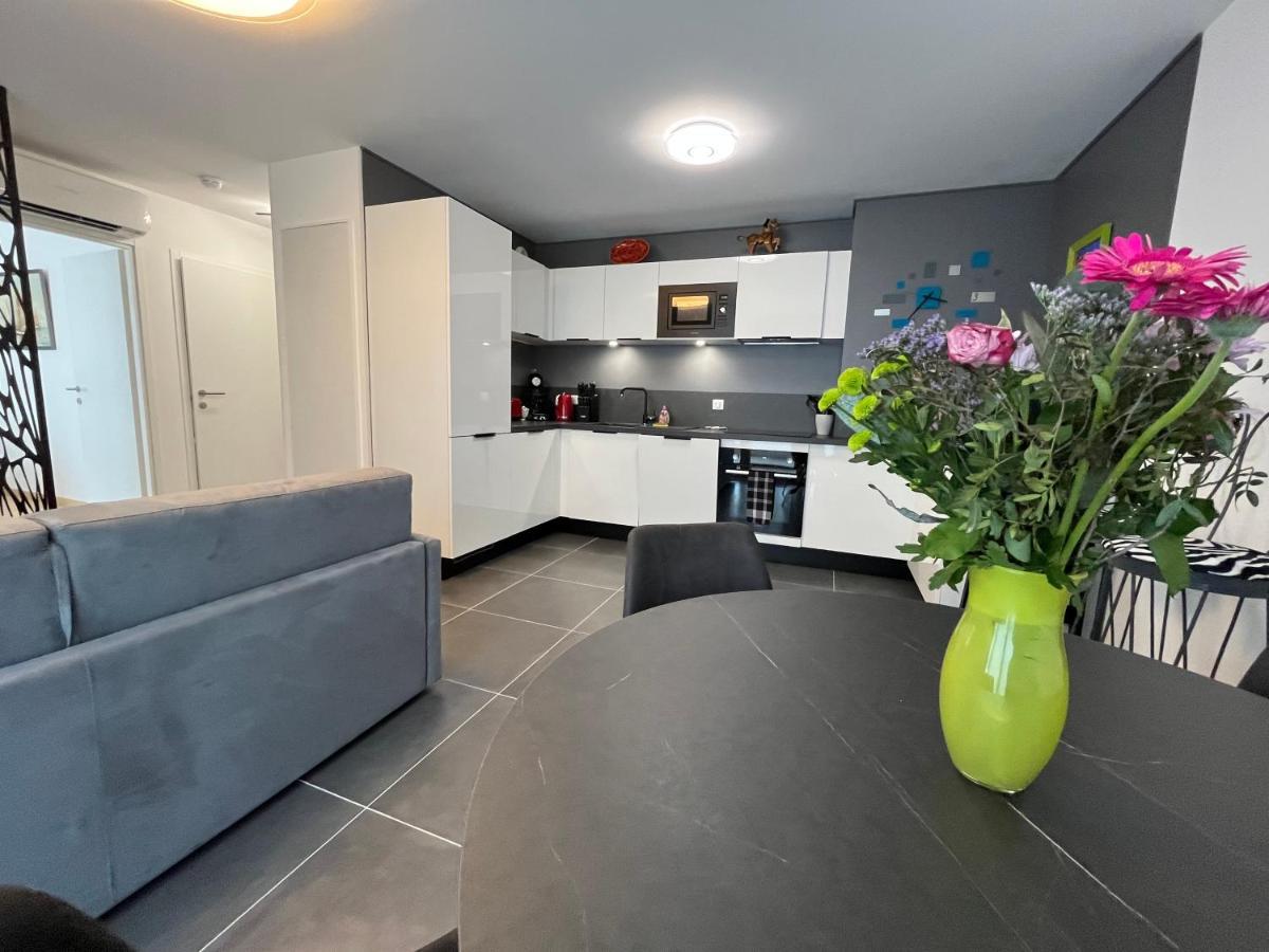 Lake Home Annecy Bagian luar foto